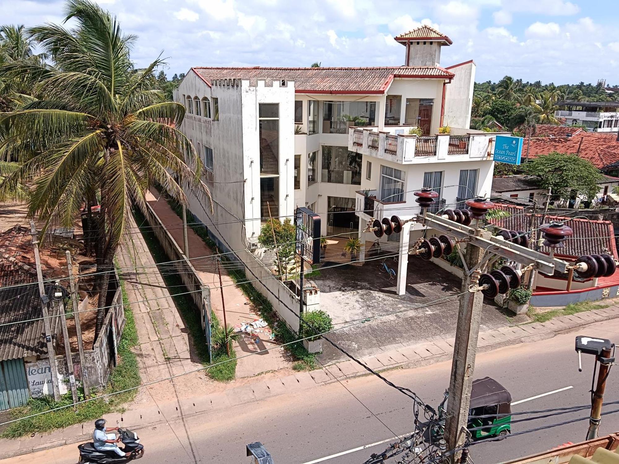 La Cozy Hotel & Restaurant Negombo Daluwekotuwa Exterior foto